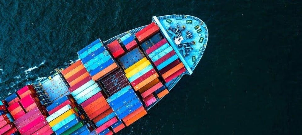 [shutterstock.com: 708817909, Avigator Fortuner]