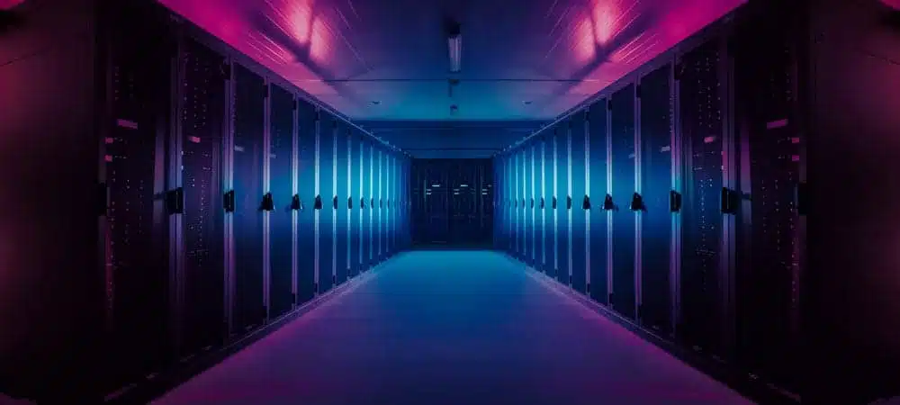 [shutterstock : 1319520962, Gorodenkoff]